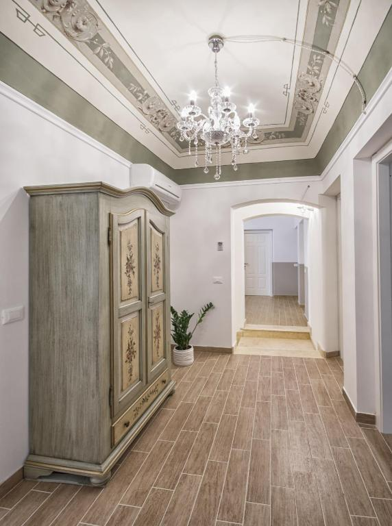 Historic interior details